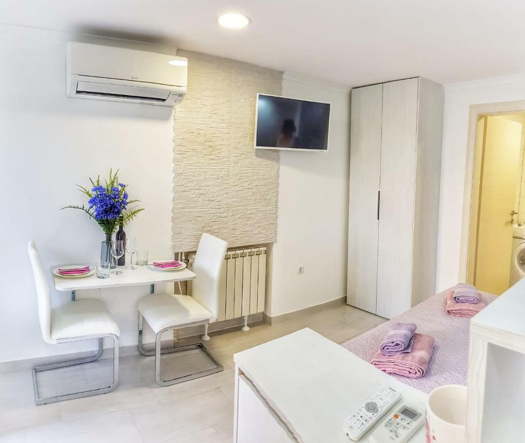 Studio Apartman Noa Apartment Трогир Екстериор снимка