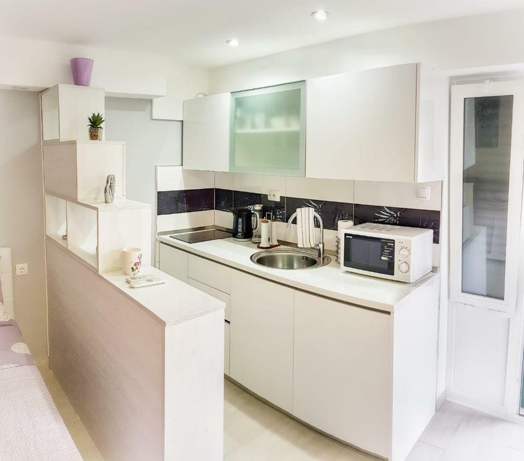 Studio Apartman Noa Apartment Трогир Екстериор снимка